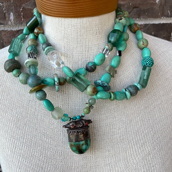 RARE Vintage Tibetan Turquoise & Jade Layered Necklace - Picture 6 of 15
